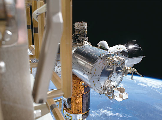 從技術上看,星鏈計畫能讓地球上任何地方擁有寬帶通訊,就能打破中共的防火牆。(NASA /AFP)