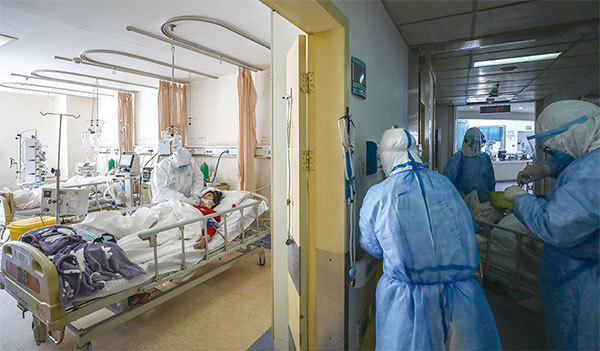 2019年11月(黃曆十月)出現中共肺炎第一宗病例,印證了預言「若問瘟疫何時現,但看九冬十月間」瘟疫的爆發時間。(AFP)