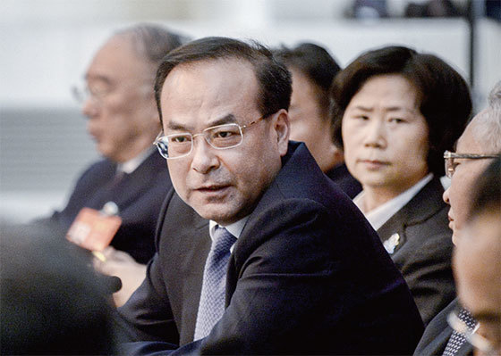 賴小民曾拜會孫政才感謝其對華融的支持。2018年4月12日孫政才受賄案開審,五天後賴小民被中紀委雙開。圖為孫政才2017年資料圖。(Wang Zhao / AFP)