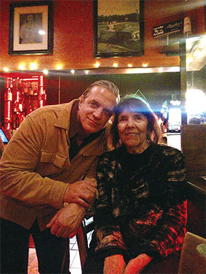 三十多年前,托尼.羅曼的母親開了「Basilico's Pasta e Vino」意大利家庭風味餐館,羅曼接手後,重建了餐館,並充滿熱情地經營。(Tony Roman)