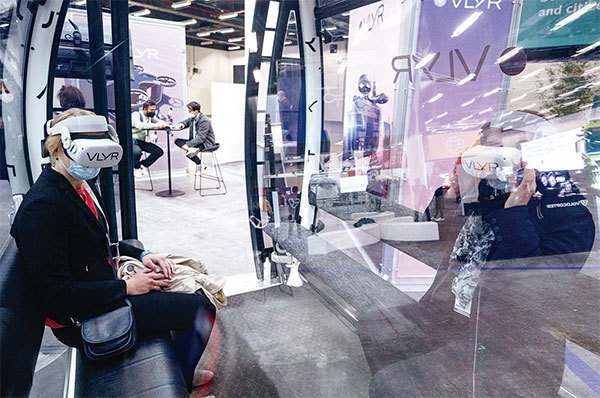 在扎克伯格宣布臉書改名為meta之後,2021年儼然成了「元宇宙」的開局之年。(Axel Heimken / AFP)