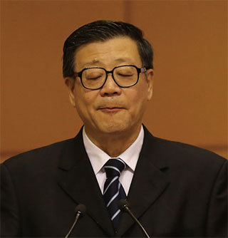 王偉光被指是「毛左」的代表人物,曾力挺薄熙來的「唱紅打黑」,並對抗習近平提出的「依憲治國」理念,其背後有主管文宣系統的劉雲山的影子。(新紀元資料室)