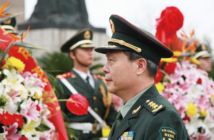 中共前軍事科學院院長蔡英挺被提前退休後仍被連降八級。圖為2014年9月30日蔡參加南京烈士紀念日。(新紀元資料室)