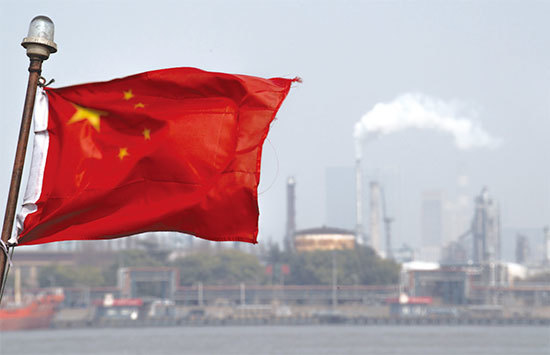 中共利用奴役人民得以快速崛起,而特朗普的貿易戰正在改變這一點,中國人民也必須從被奴役中覺醒。(AFP)