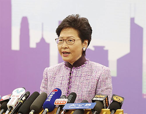 香港行政長官林鄭月娥不顧103萬人的反對,強行將修訂逃犯條例草案交由立法會進行二讀,以討論進一步修訂或通過。(中央社)